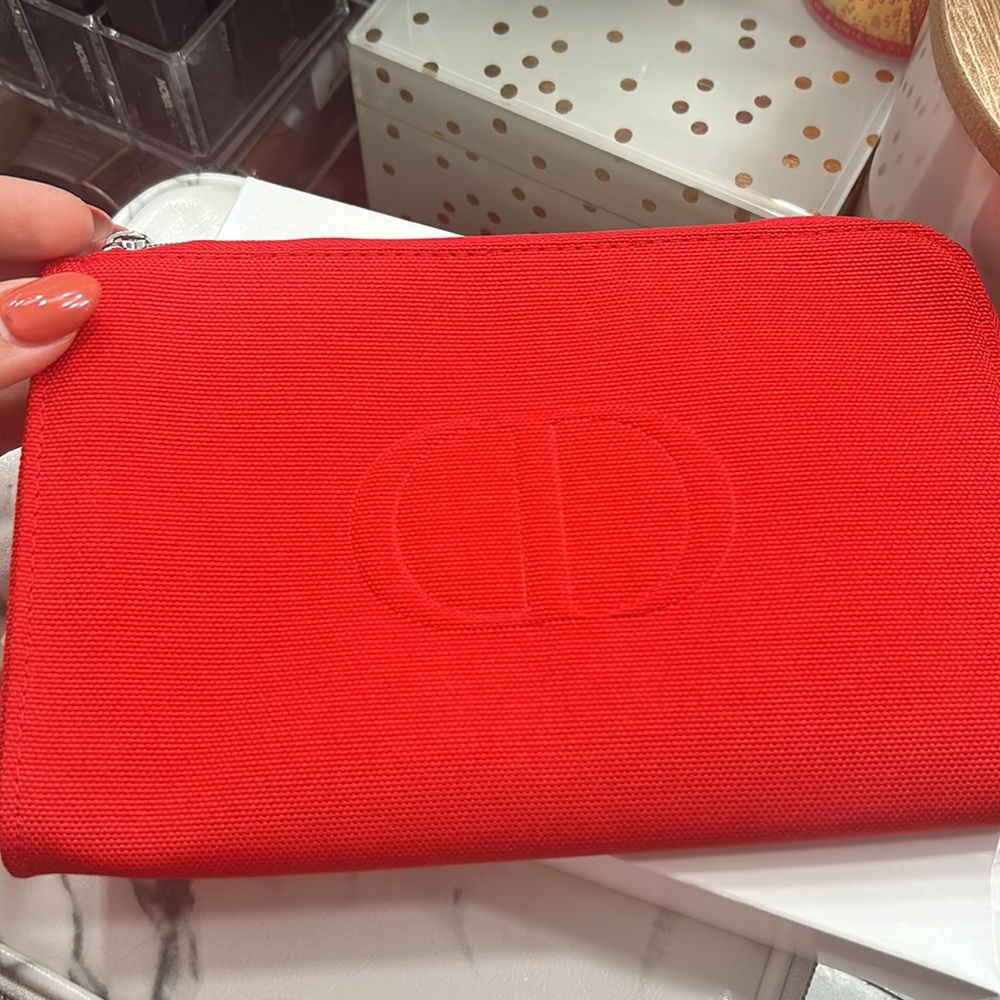 Dior makeup bag - Picture 3 of 3